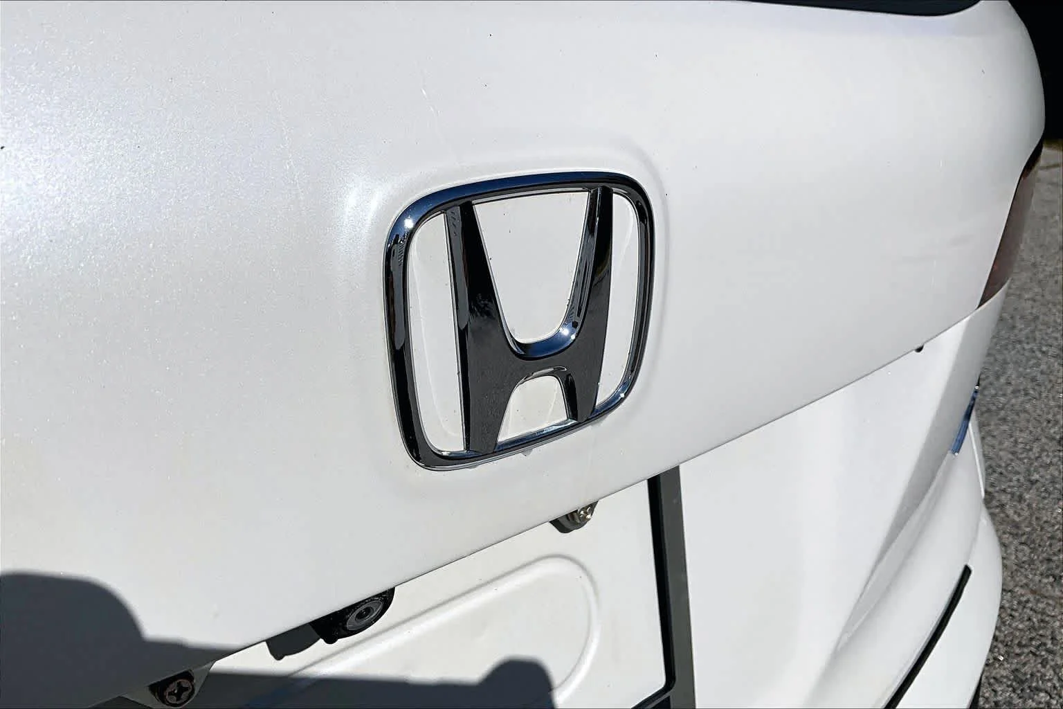 Used 2017 Crystal Black Pearl Honda EX-L image 33