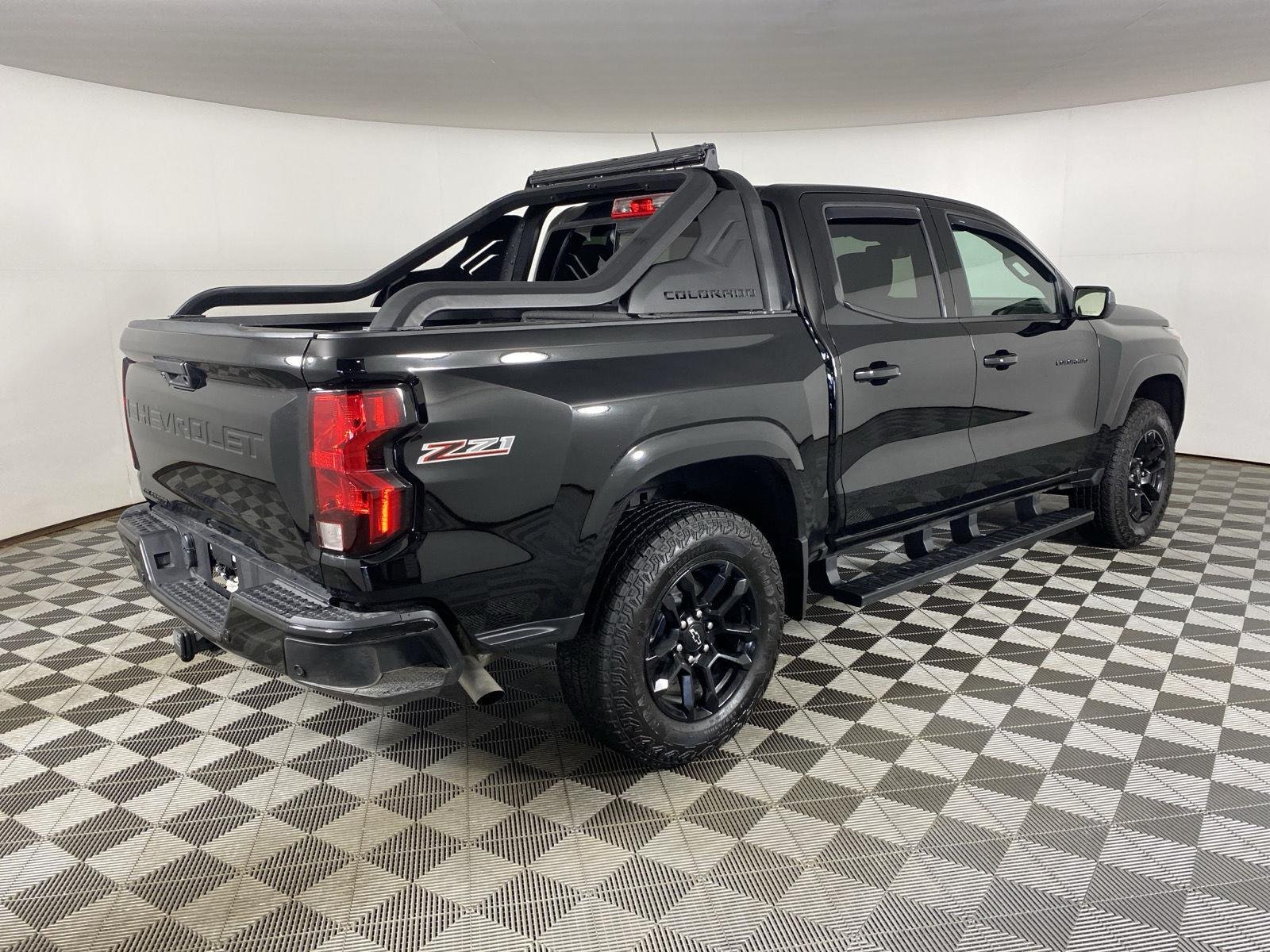 Used 2026 Black Chevrolet 4WD Z71 image 10