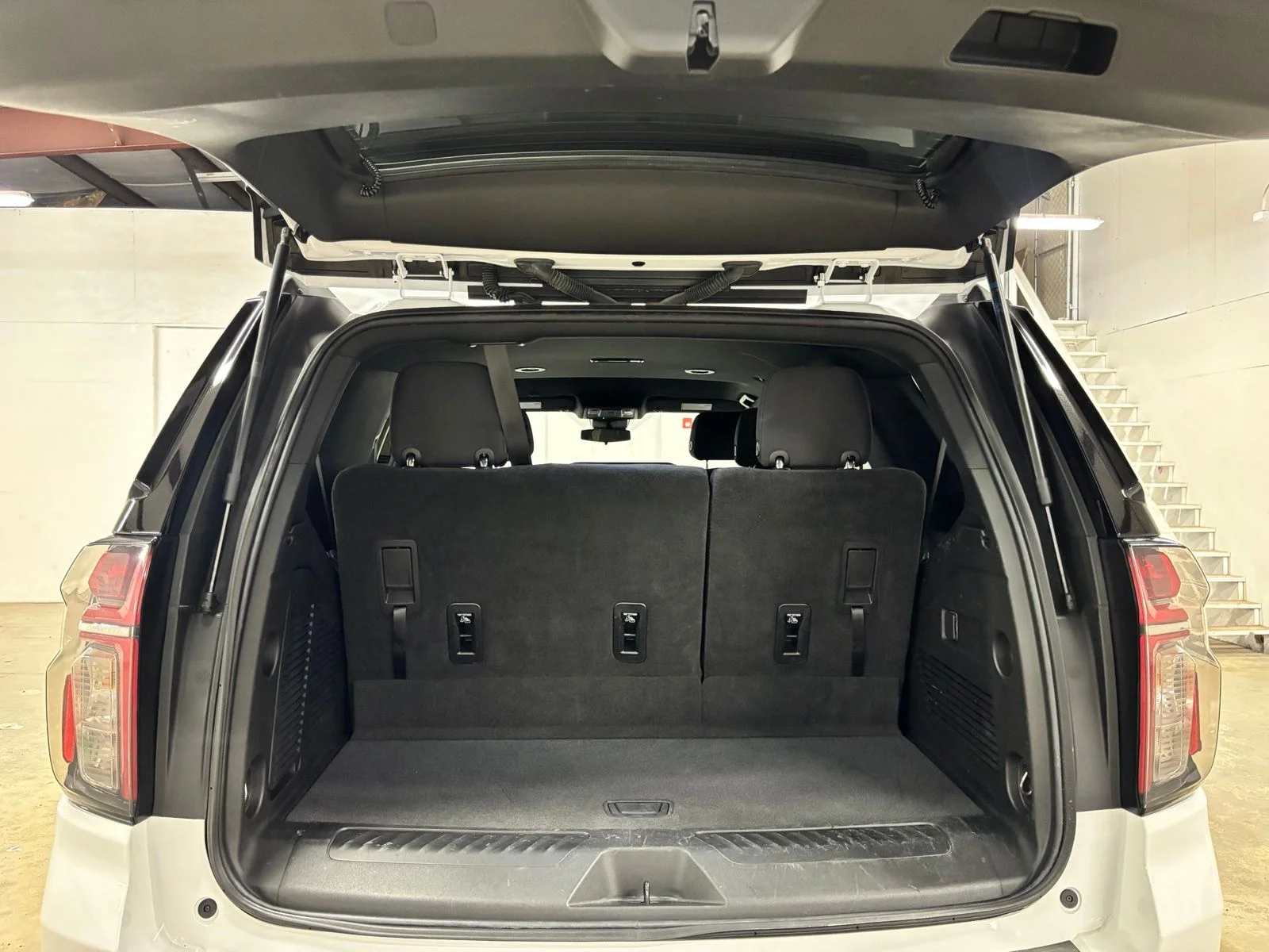Used 2024 White Chevrolet LS image 23