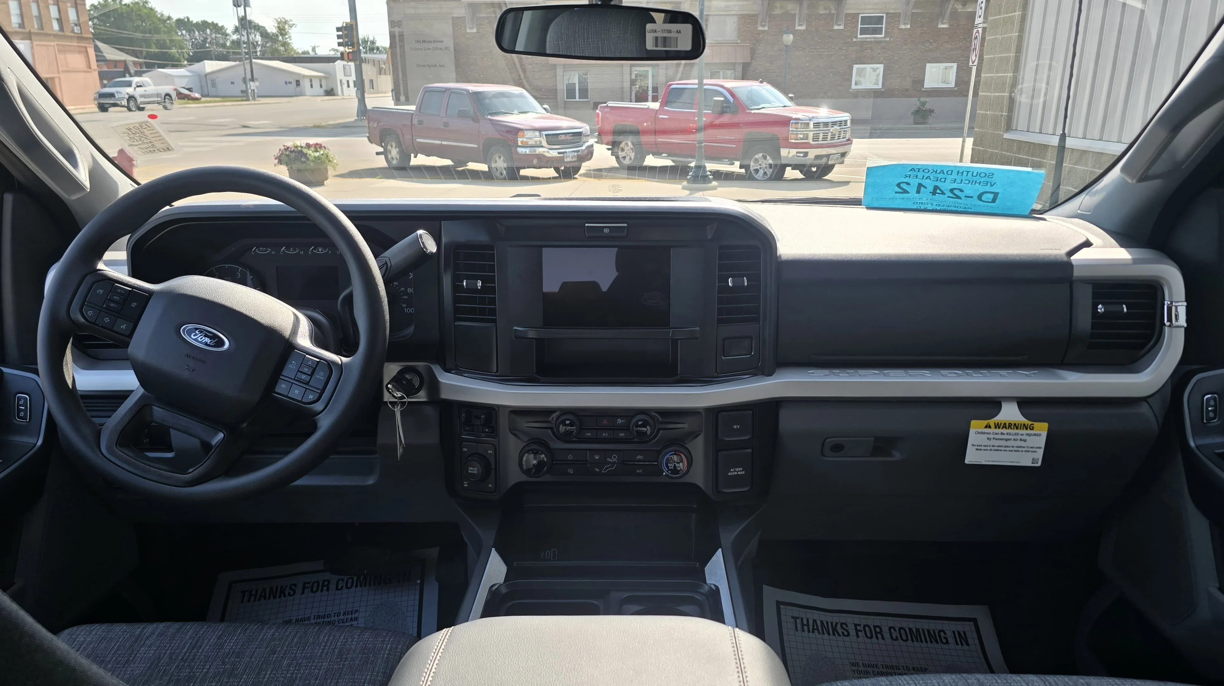 2025 Ford F-350 Super Duty XLT - Photo 11