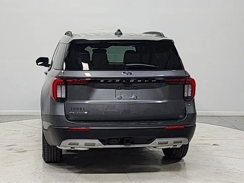 New 2026 Gray Ford Active image 6