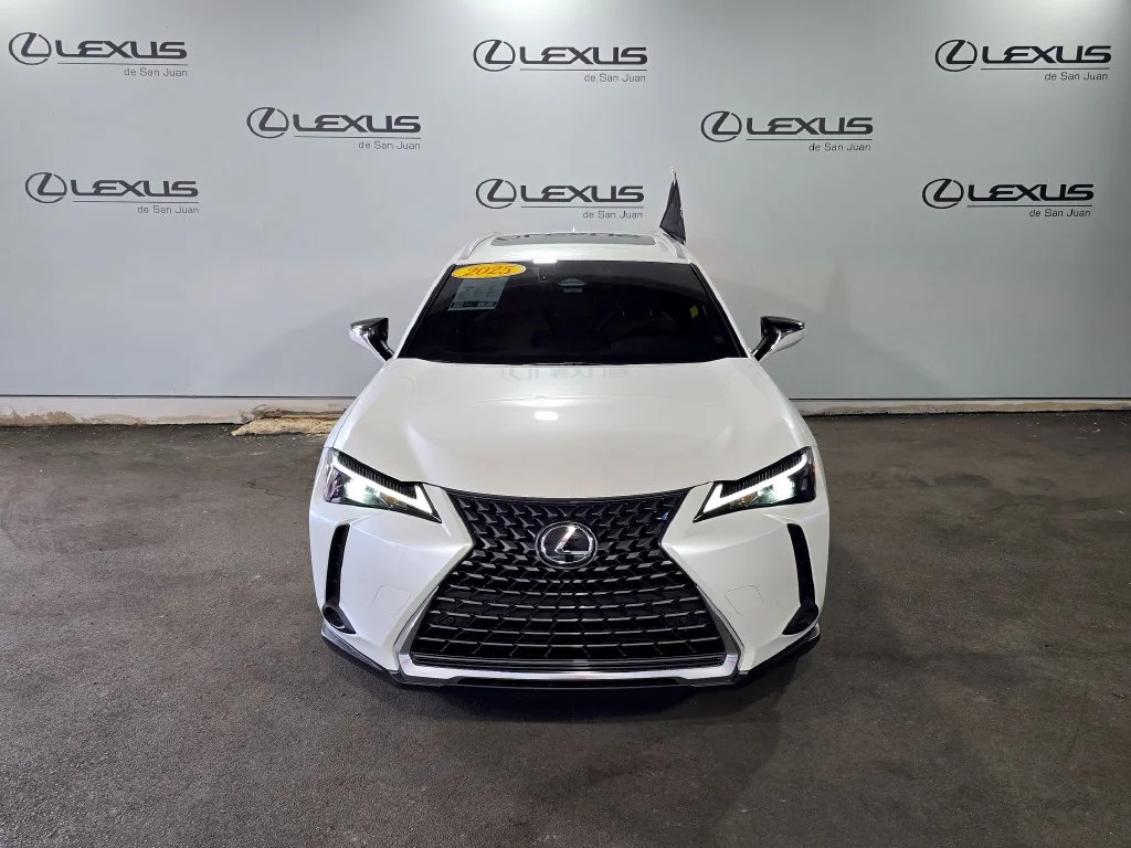 Used 2025 White Lexus 300h Premium image 2