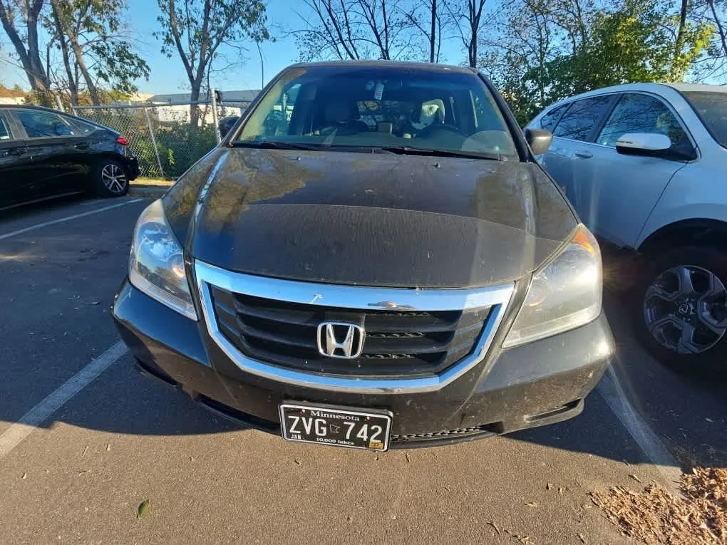 Used 2010 Honda Odyssey EX-L with VIN 5FNRL3H77AB091336 for sale in Hopkins, Minnesota