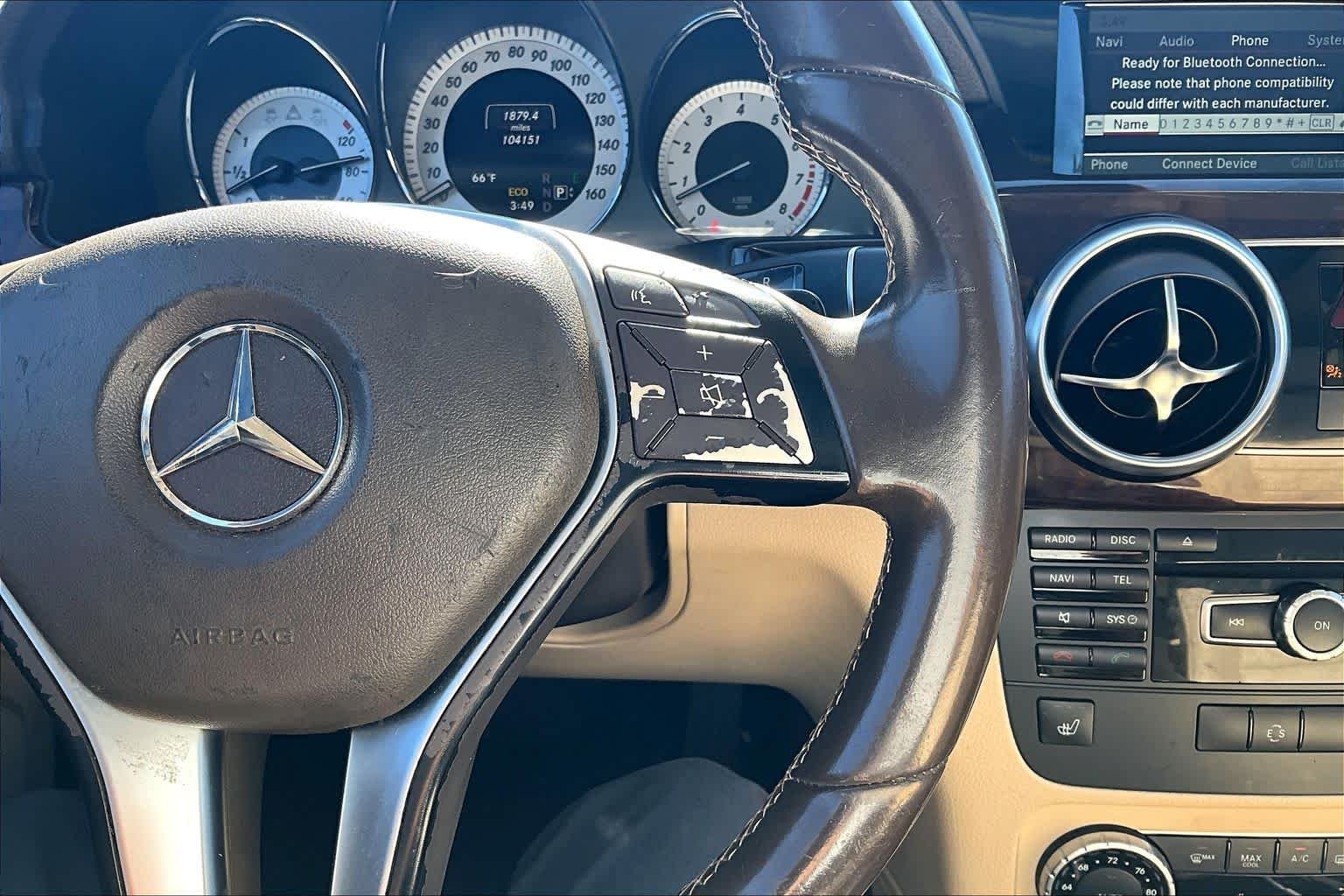 Used 2014 Polar White Mercedes-Benz GLK 350 image 24