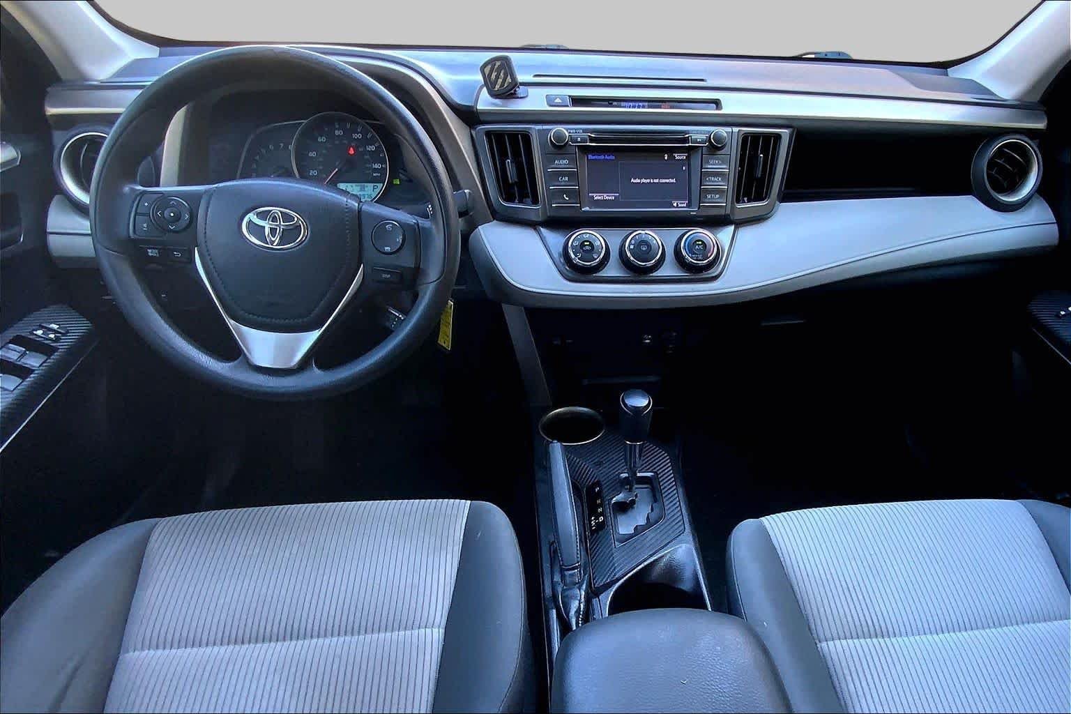 Used 2015 Black Toyota LE image 16