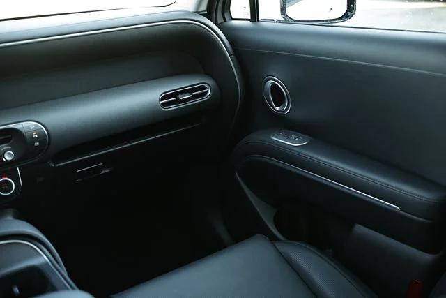 Used 2026 Creamy White Pearl Hyundai SEL Convenience image 27