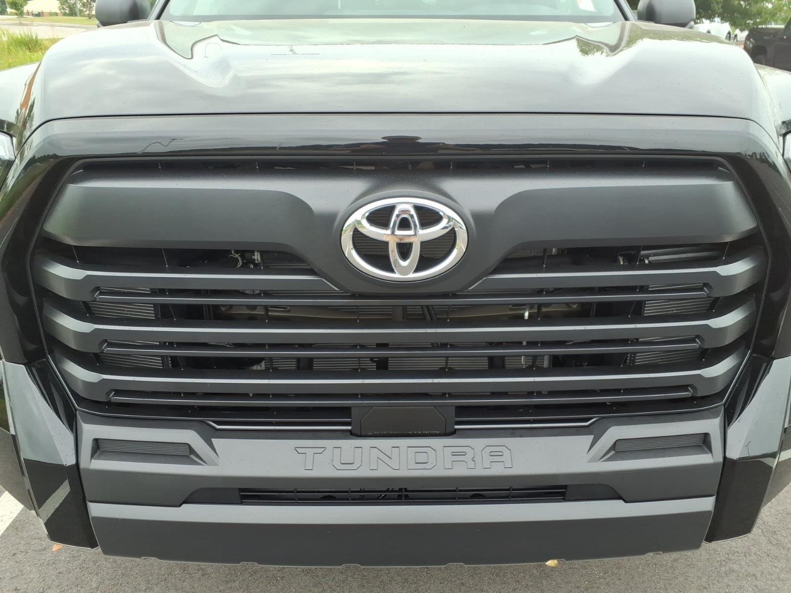 New 2026 Midnight Black Metallic Toyota SR image 12