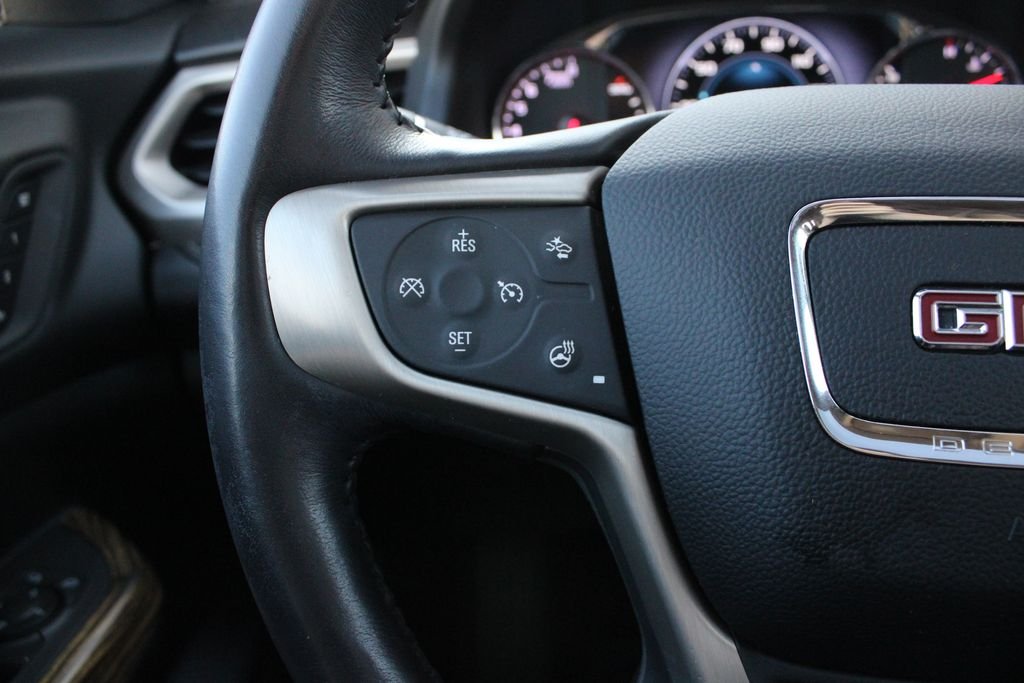 Used 2019 Silver GMC Denali image 14