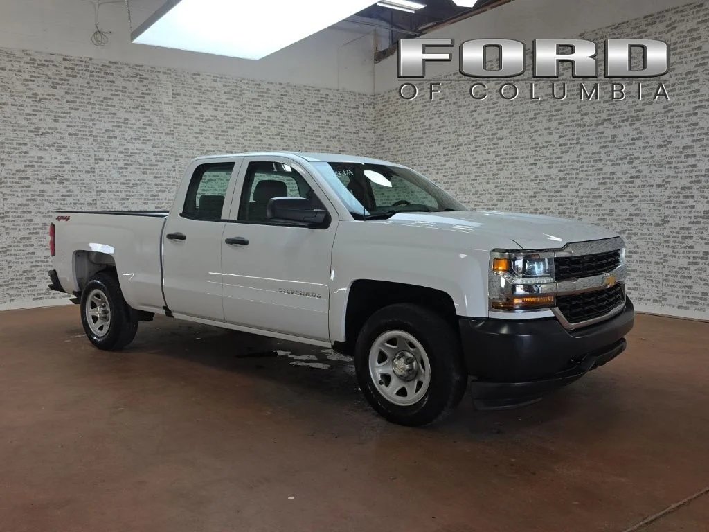 Used 2019 White Chevrolet WT image 1