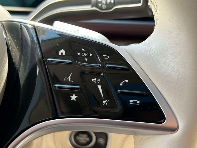 Certified Used 2025 Gray Mercedes-Benz Maybach GLS 600 image 25
