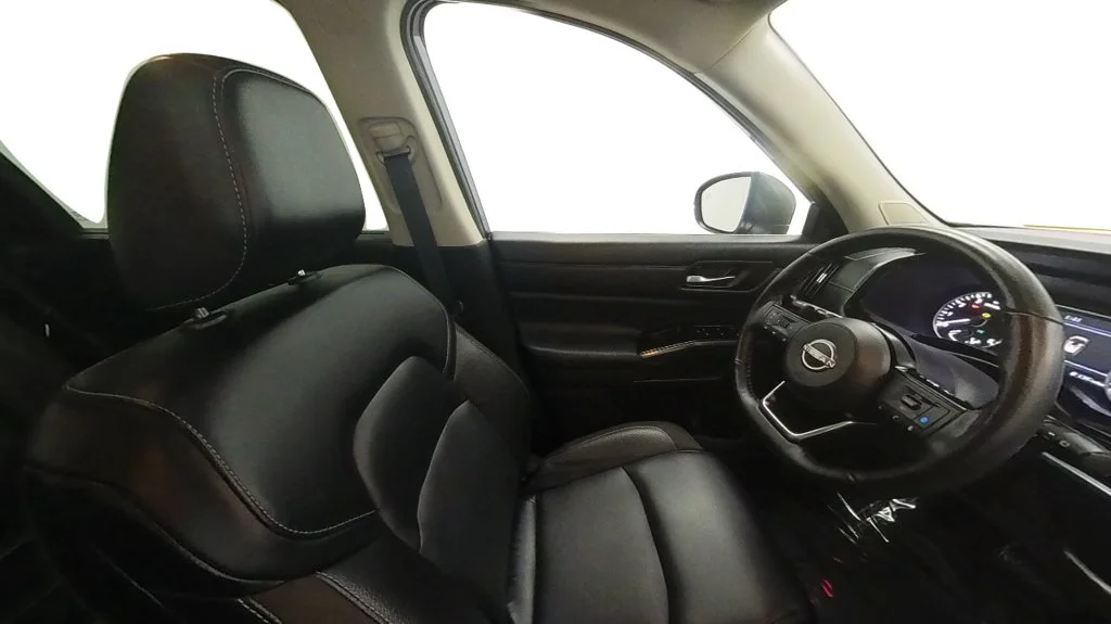 Certified Used 2023 Gray Nissan SL image 32