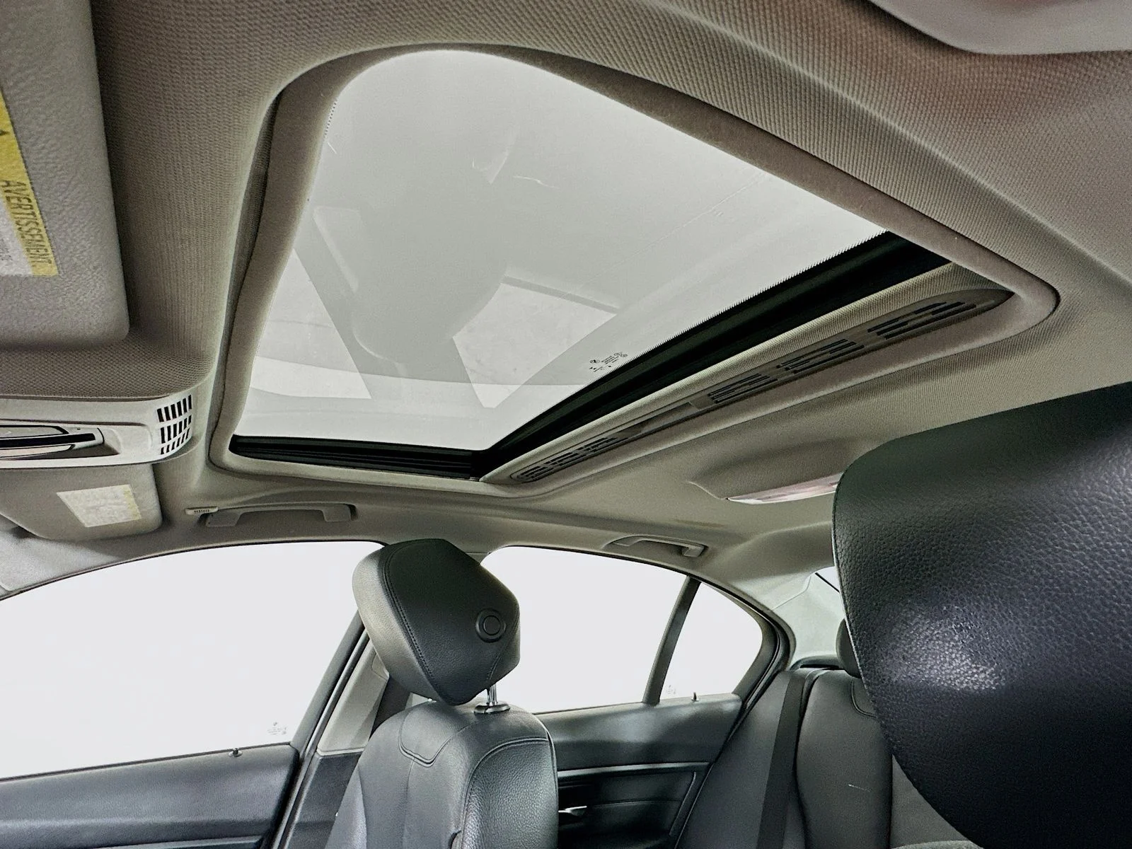 Used 2014 Silver BMW  image 28