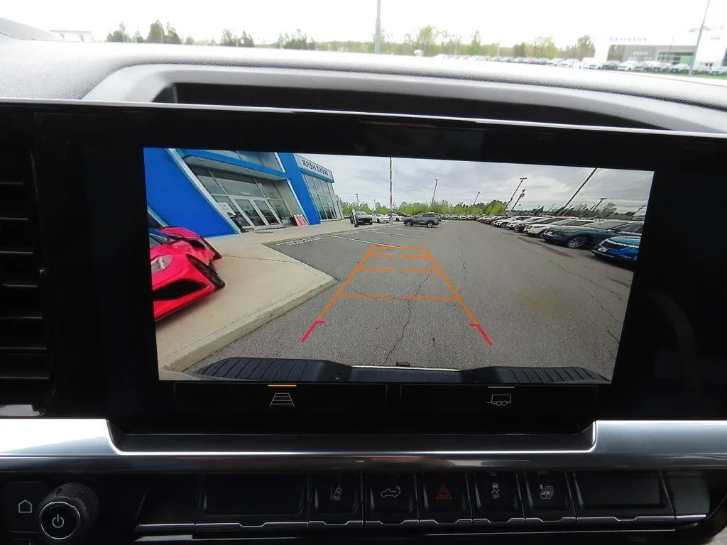 Used 2025 Lakeshore Blue Metallic Chevrolet LT image 25
