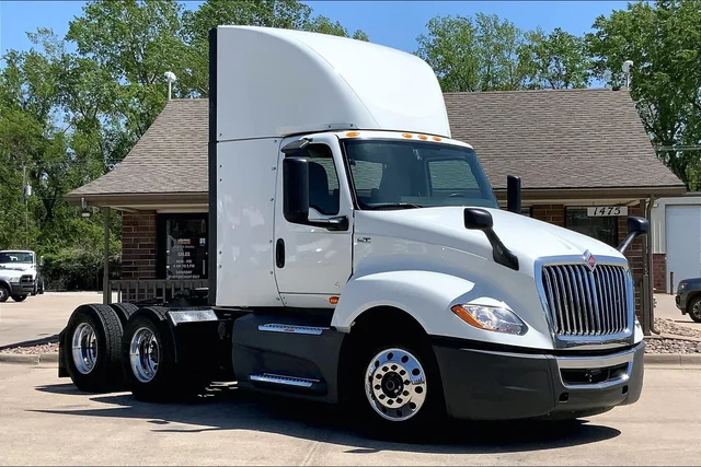 2022 International LT625 6x4 