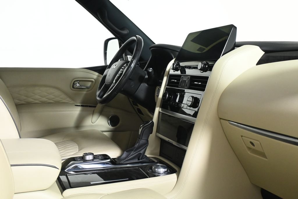 Certified Used 2023 White INFINITI Sensory image 34