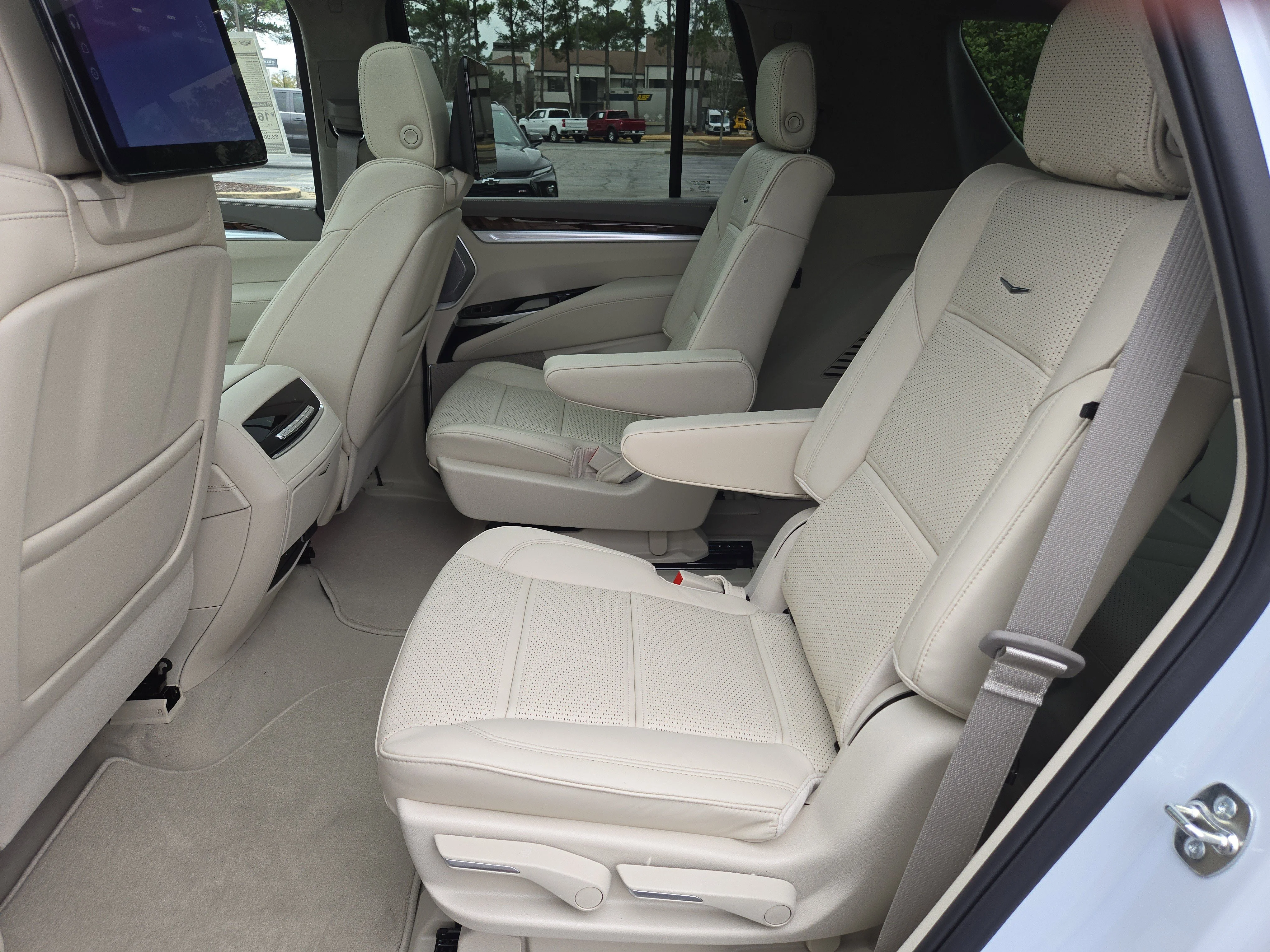 2026 Cadillac Escalade Platinum Sport - Photo 20