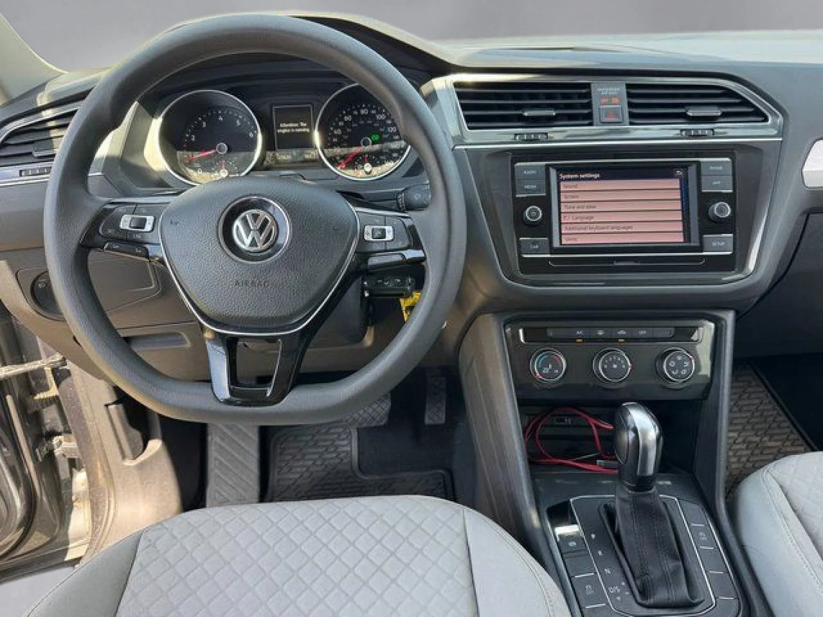 Used 2018 Gray Volkswagen 2.0T S image 3