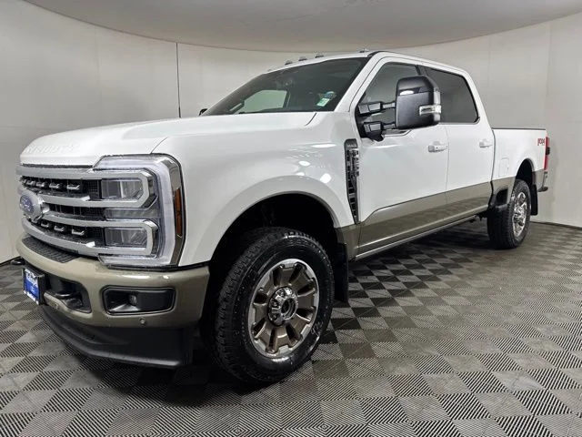New 2026 Star White Metallic Tri-Coat Ford F-250® King Ranch® image 8