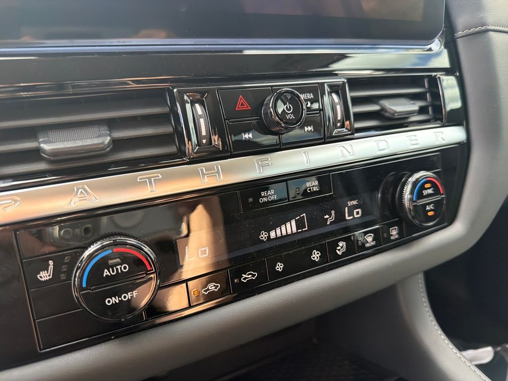 New 2026 Nissan Pathfinder SV 4D Sport Utility
