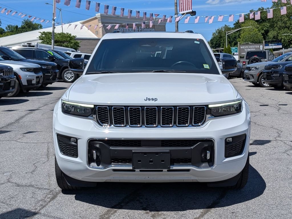 Used 2022 White Jeep Overland image 3