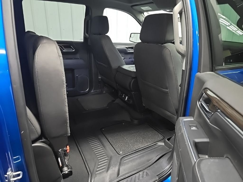 Used 2024 Glacier Blue Metallic Chevrolet LT image 17