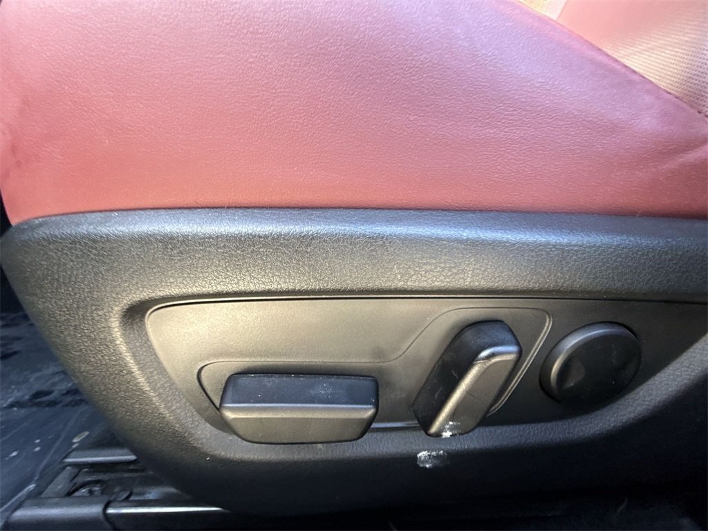 2023 MAZDA CX-30 - Image 11