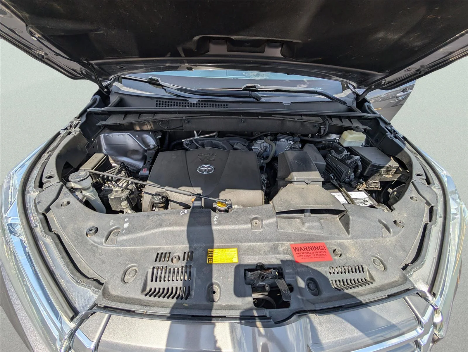 Used 2017 Predawn Gray Mica Toyota Limited image 36