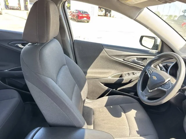 Used 2024 Gray Chevrolet LT image 30