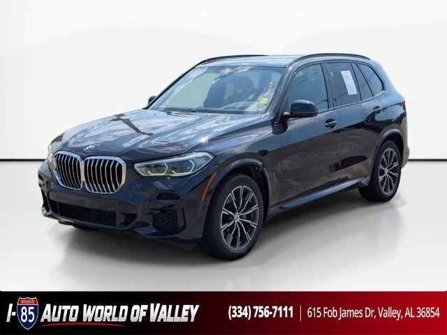 Used 2022 Black BMW xDrive40i image 1