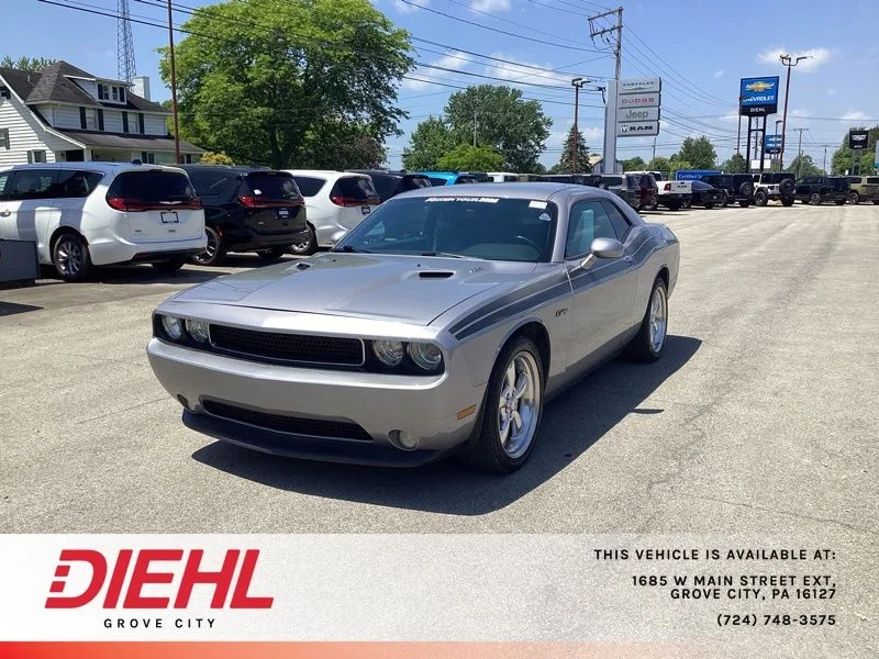 Used 2011 Gray Dodge R/T image 3