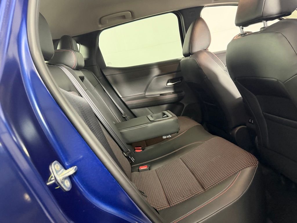 Used 2025 Deep Blue Pearl Nissan SR image 27