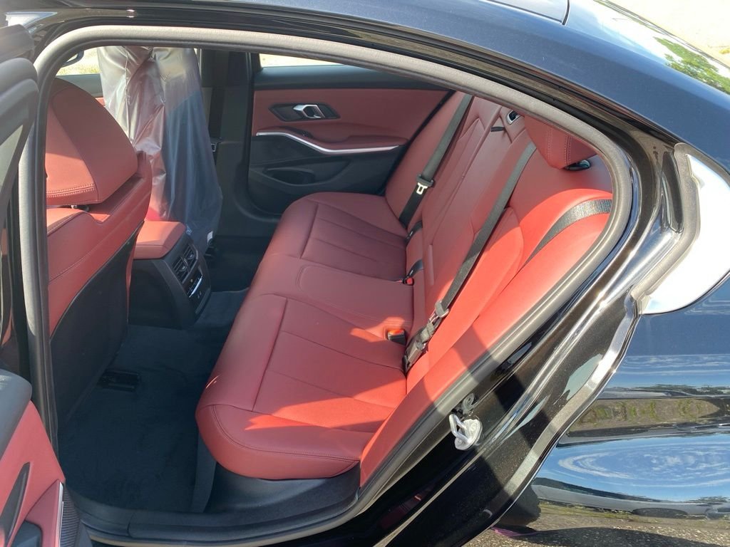 New 2026 Black Sapphire Metallic BMW 330i xDrive image 7
