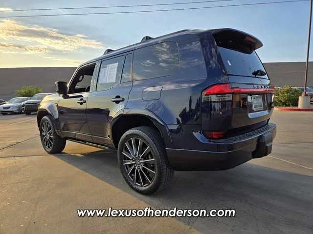 Certified Used 2025  Lexus 550 Luxury+ image 5