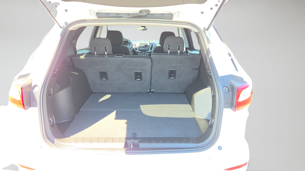 Used 2020 White Chevrolet LT image 43