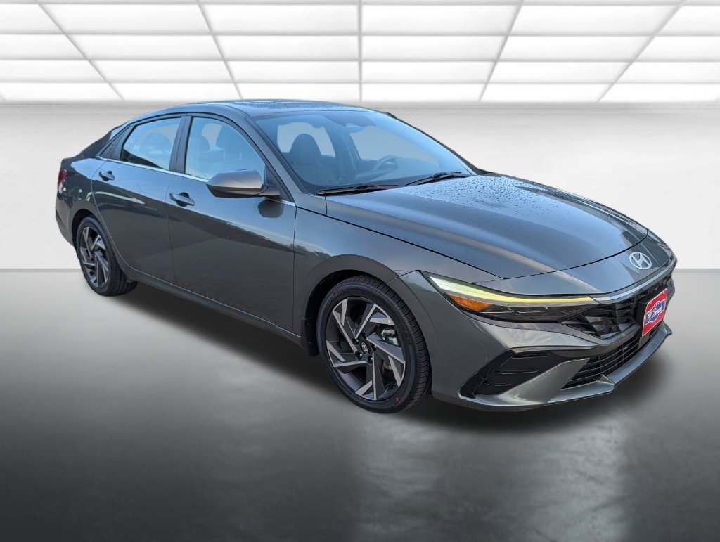 2025 Hyundai Elantra SEL