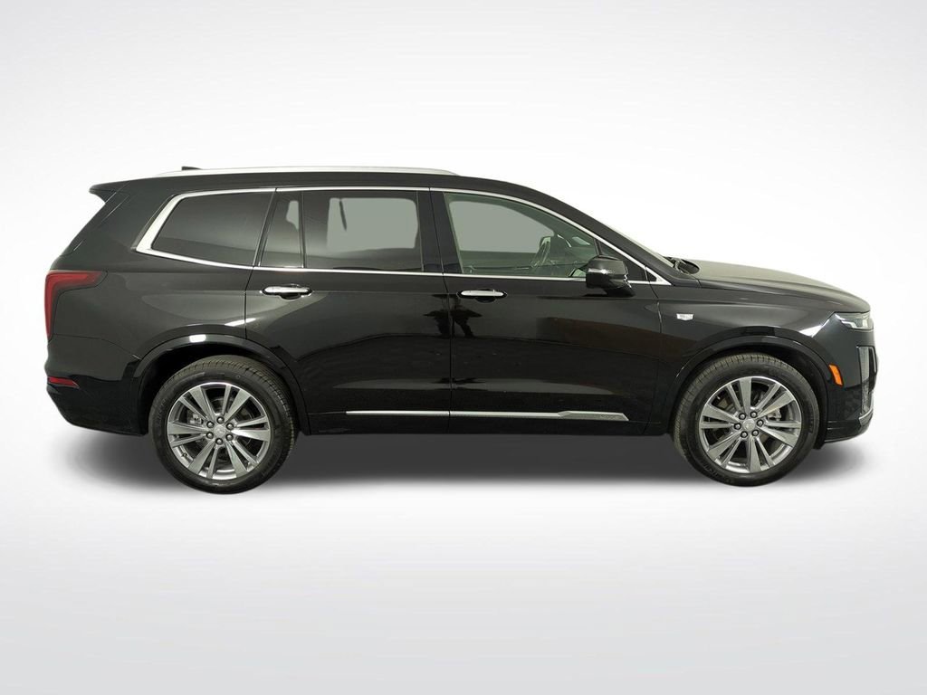 Certified Used 2025 Stellar Black Metallic Cadillac Premium Luxury image 3