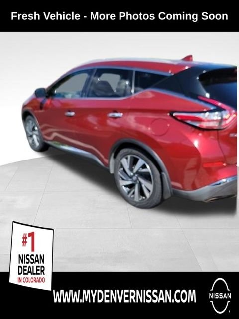 Used 2017 Red Nissan Platinum image 1