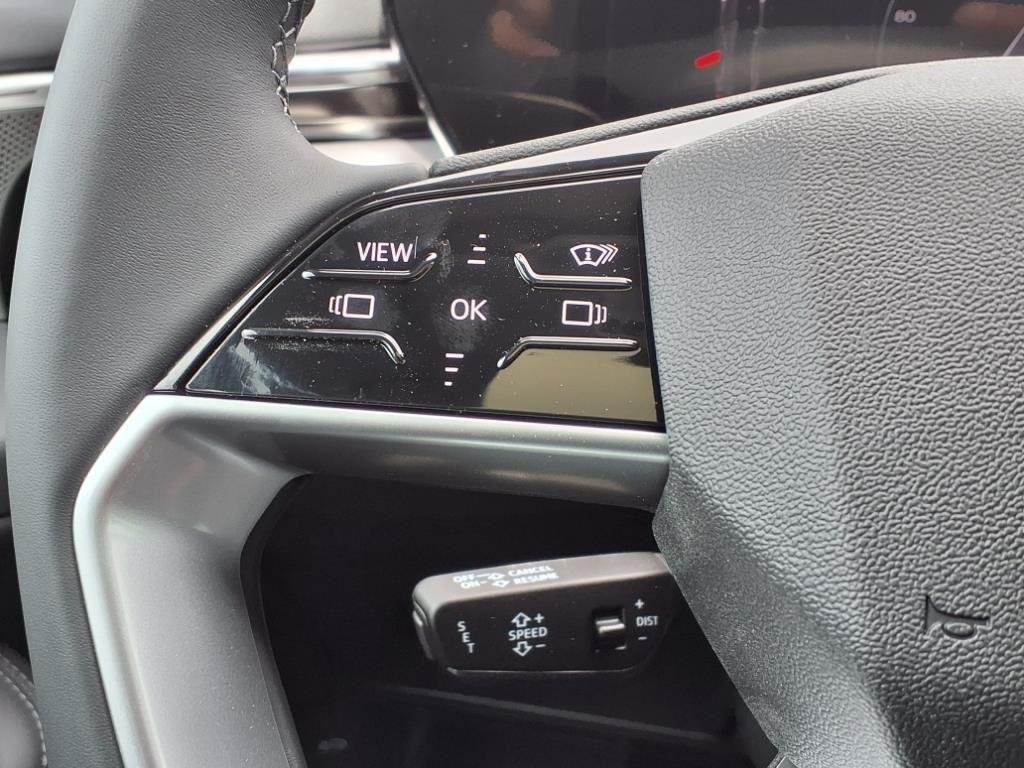Used 2025 Mythos Black Metallic Audi Premium Plus image 16