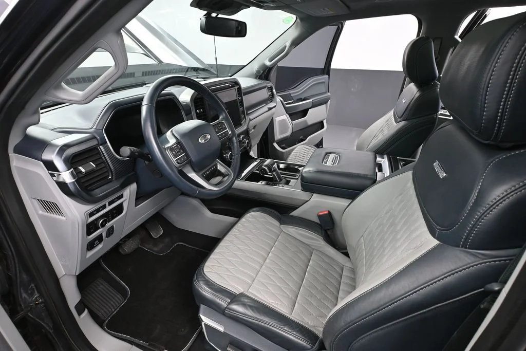 Used 2023 Blue Ford Limited image 21