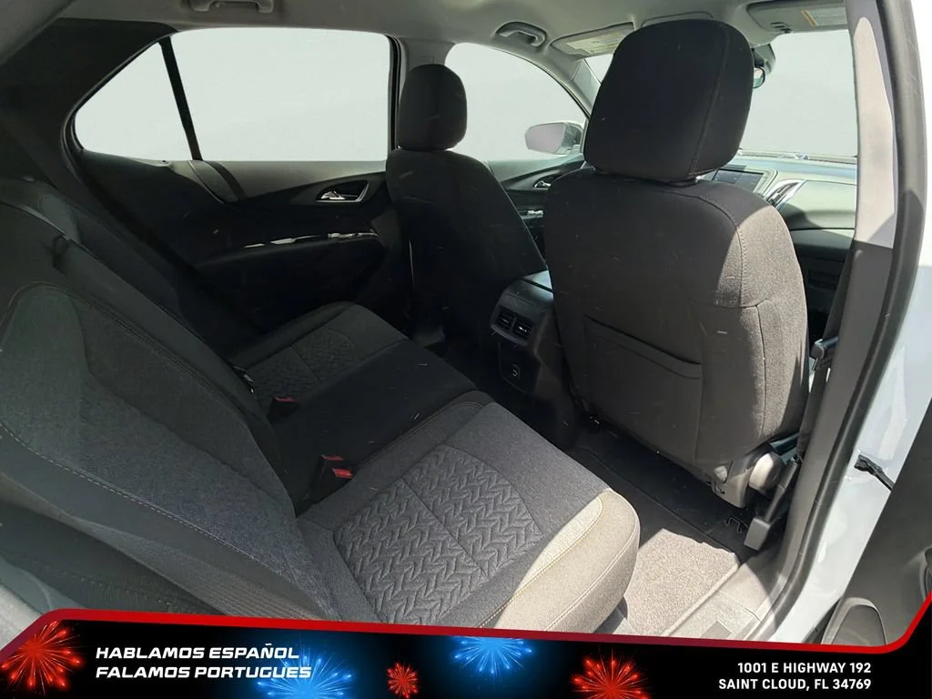 Used 2024 Summit White Chevrolet LT image 26