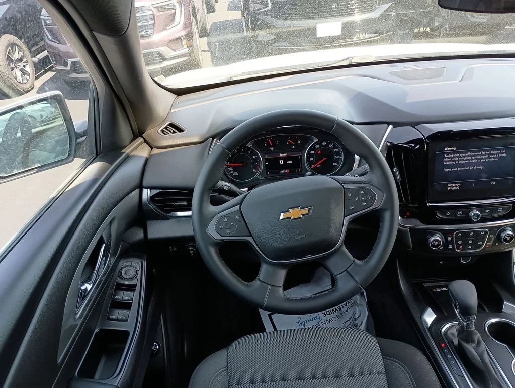 Used 2023 White Chevrolet LT image 22