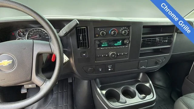 Used 2025 White Chevrolet Work Van image 12