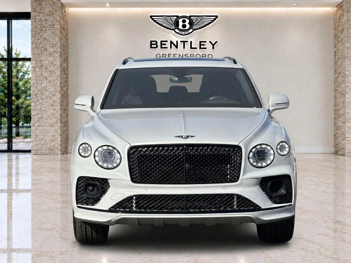 Used 2021 Ghost White Pearlescent Bentley V8 image 8