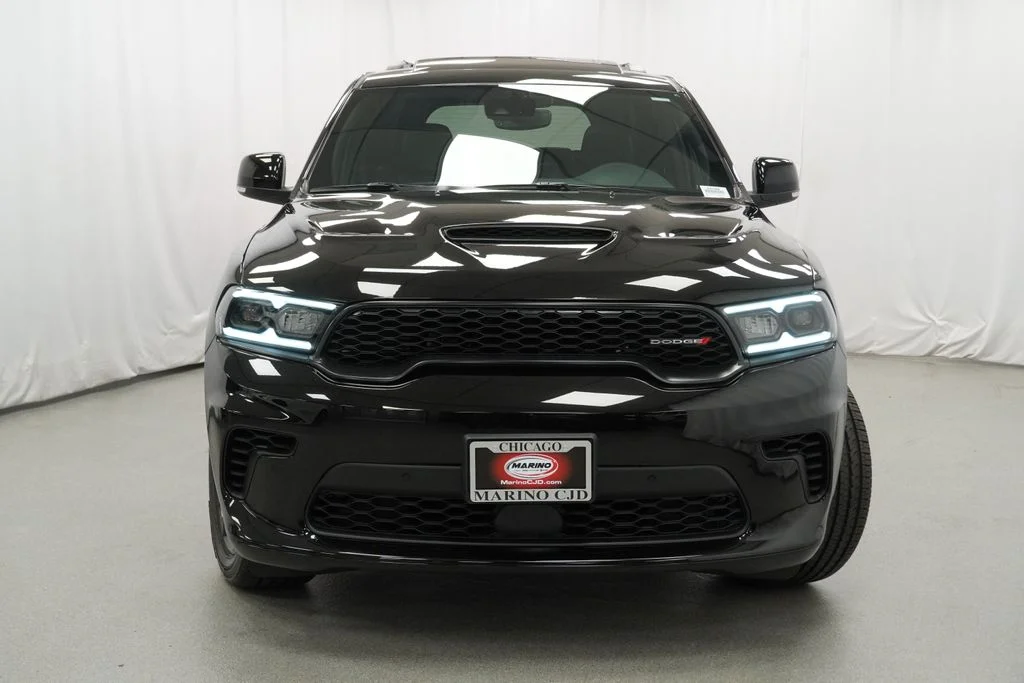 New 2026 Diamond Black Clear-Coat Exterior Paint Dodge GT Plus HEMI V8 image 7