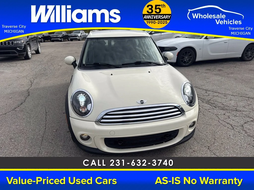 Used 2013 Pepper White MINI Clubman image 6