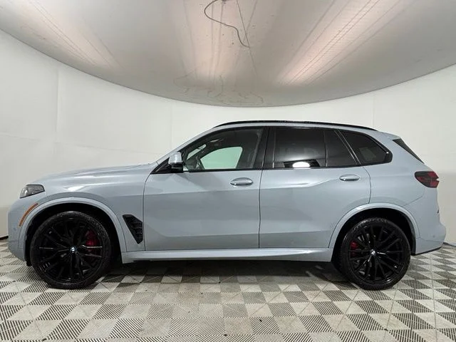 Used 2024 Brooklyn Grey Metallic BMW xDrive40i image 4