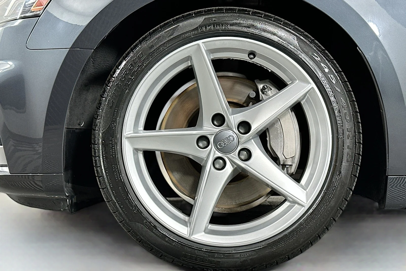 Used 2019 Manhattan Gray Metallic Audi Premium image 11