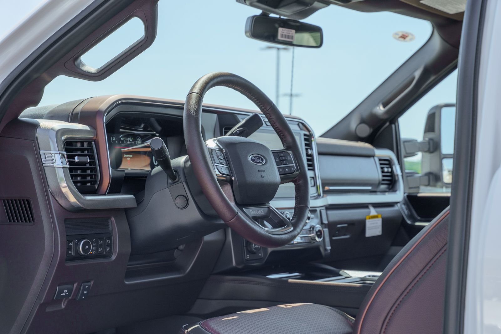 New 2026 Star White Metallic Tri-Coat Ford F-250® King Ranch® image 20