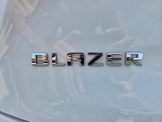 Used 2023 White Chevrolet LT image 15