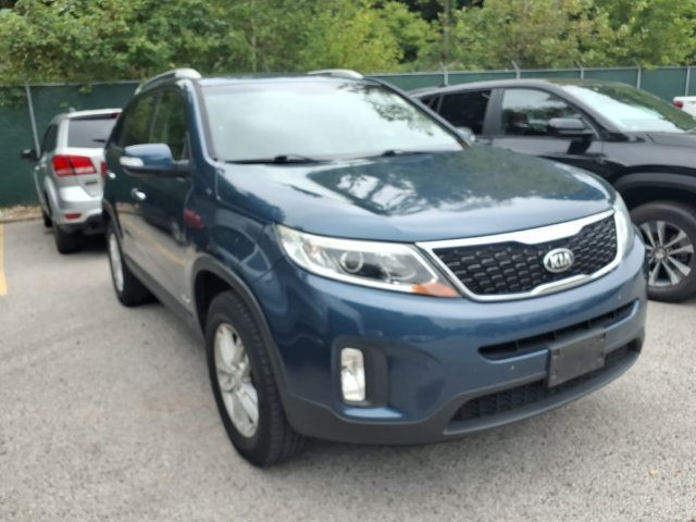 Used 2015  Kia LX image 5